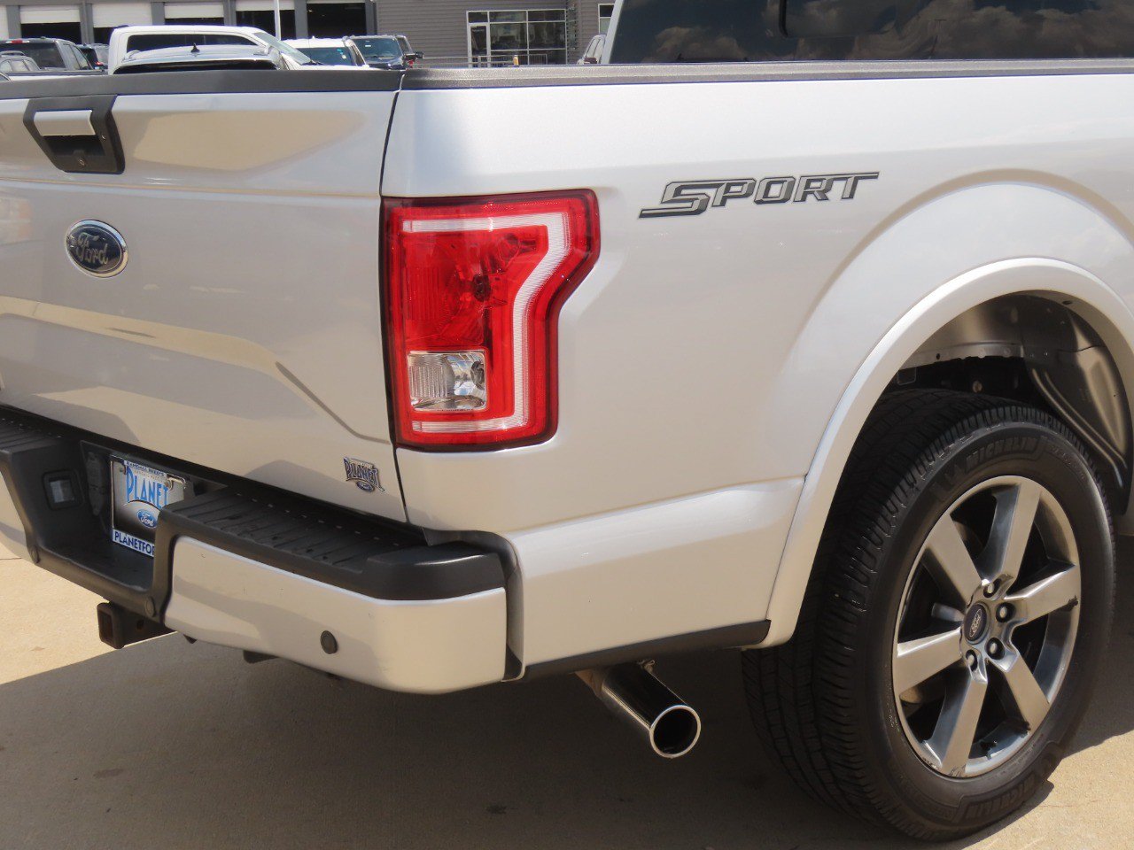Used 2017 Ford F150 XLT w/ Equipment Group 302A Luxury RWD image 12