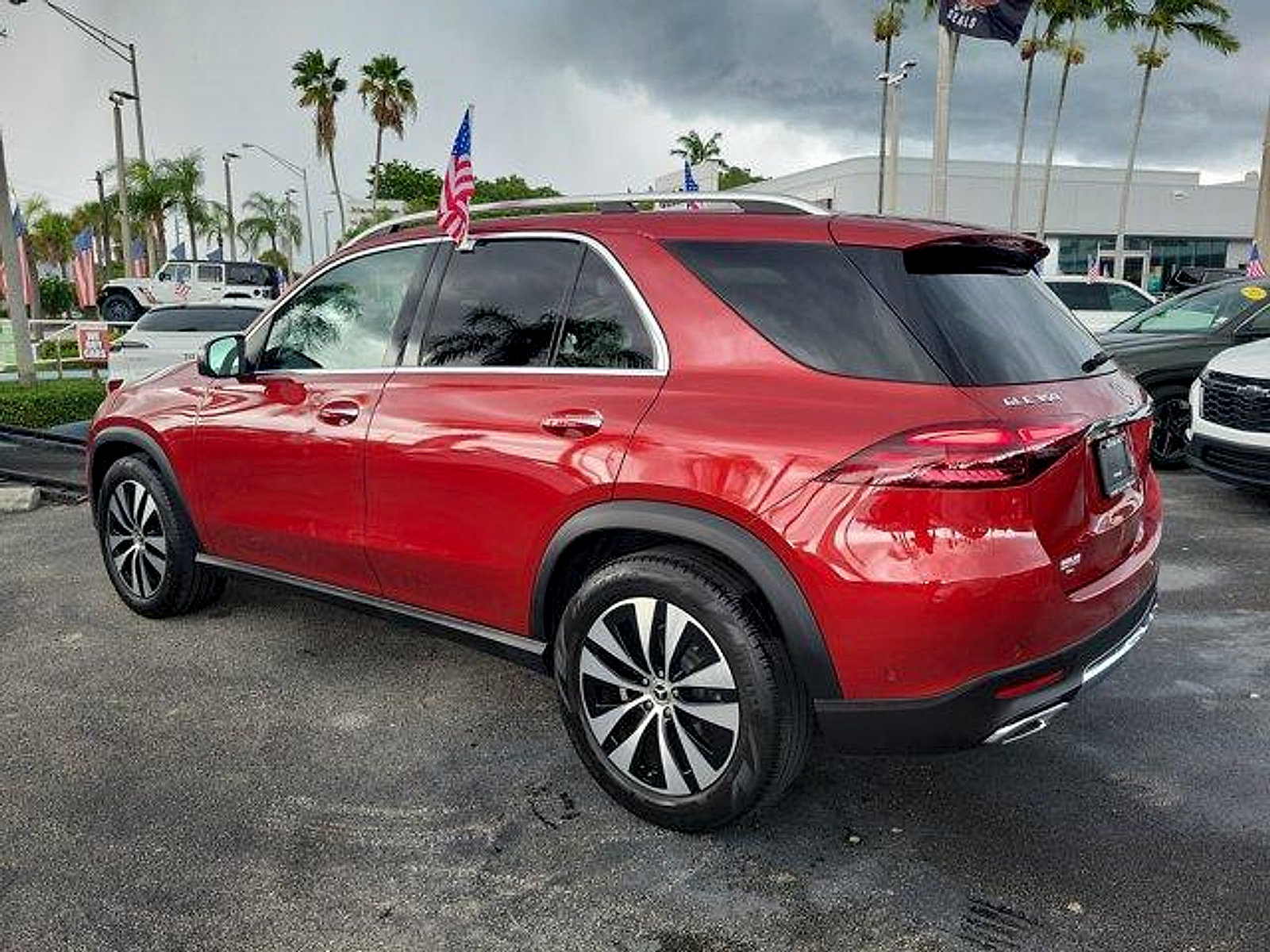 Used 2024 Mercedes-Benz GLE 350 4MATIC image 5