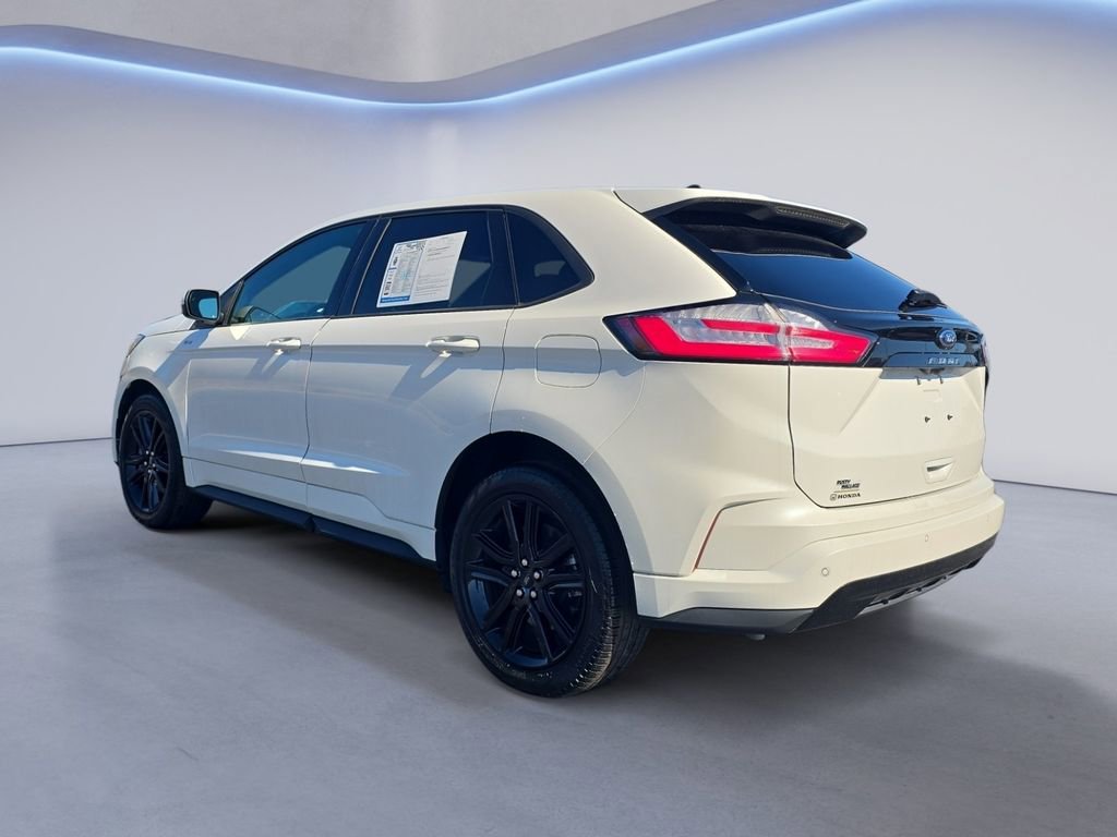 Used 2024 Ford Edge ST-Line image 3
