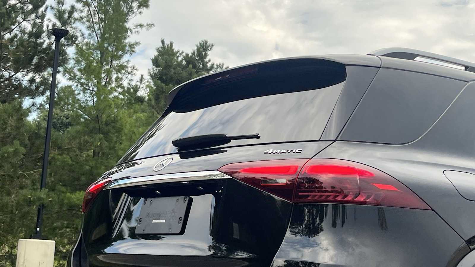 Certified 2025 Mercedes-Benz GLE 450e 4MATIC image 19