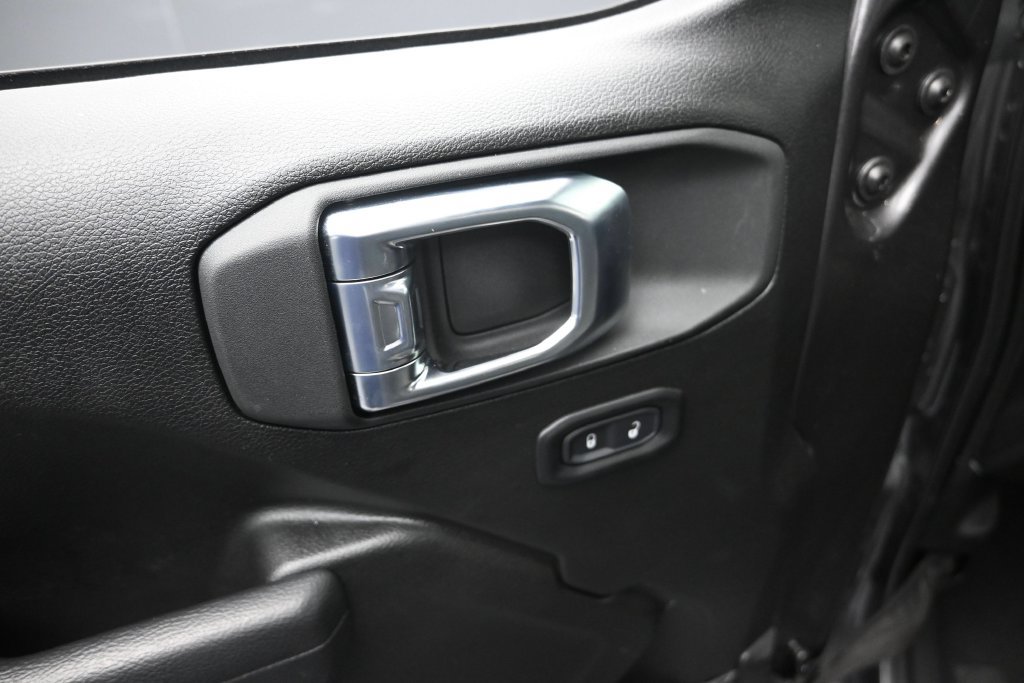 Used 2026 Jeep Wrangler Sport AWD/4WD image 10