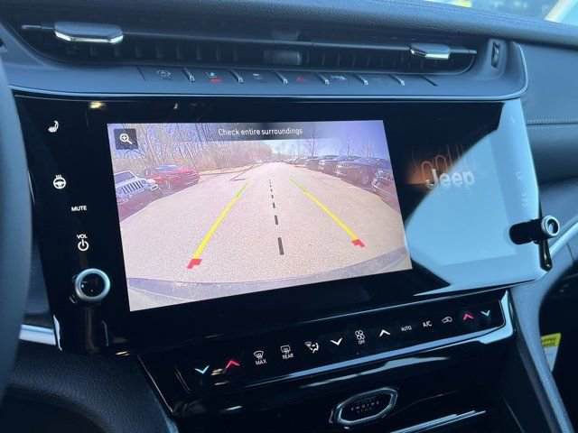 New 2026 Jeep Grand Cherokee Limited image 25