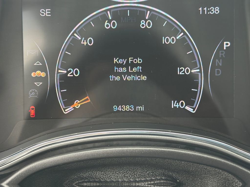 Used 2018 Jeep Grand Cherokee Limited AWD/4WD image 24