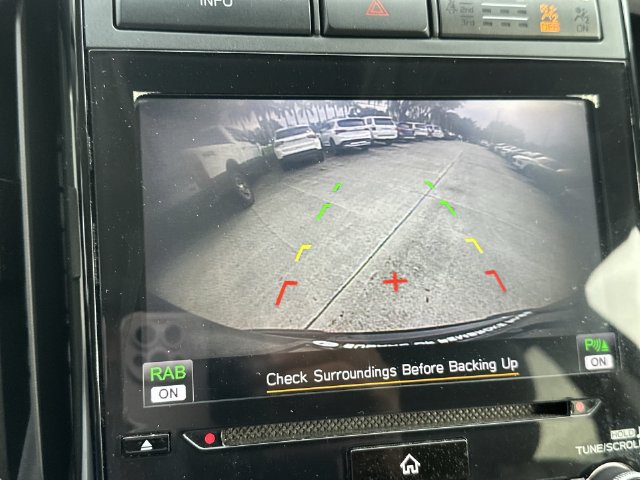Certified 2022 Subaru Ascent Premium w/ Convenience Package AWD/4WD image 17