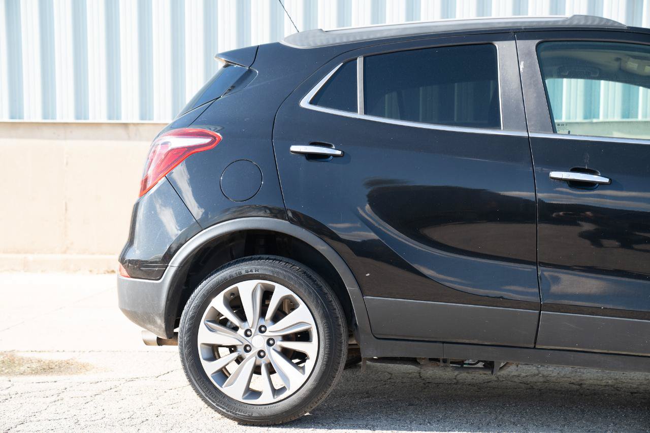 Used 2020 Buick Encore Preferred w/ Safety Package FWD image 12