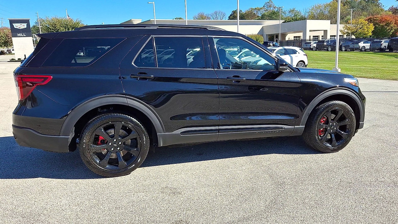 Used 2024 Ford Explorer ST w/ Equipment Group 401A AWD/4WD image 9