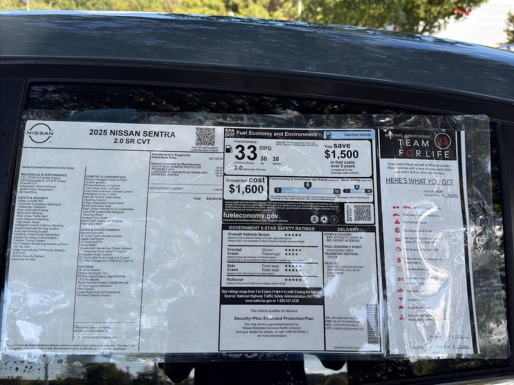 New 2025 Nissan Sentra SR image 12
