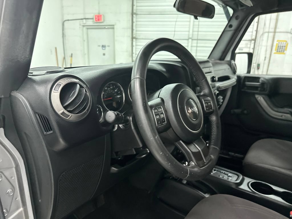 Used 2015 Jeep Wrangler Sport AWD/4WD image 10
