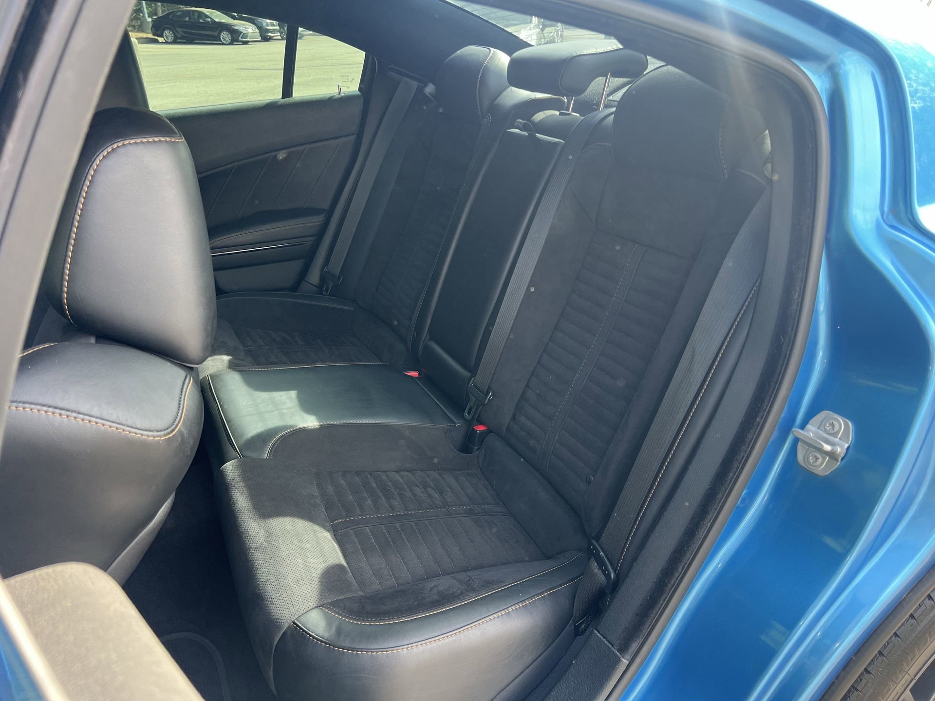 Used 2018 Dodge Charger R/T RWD image 14