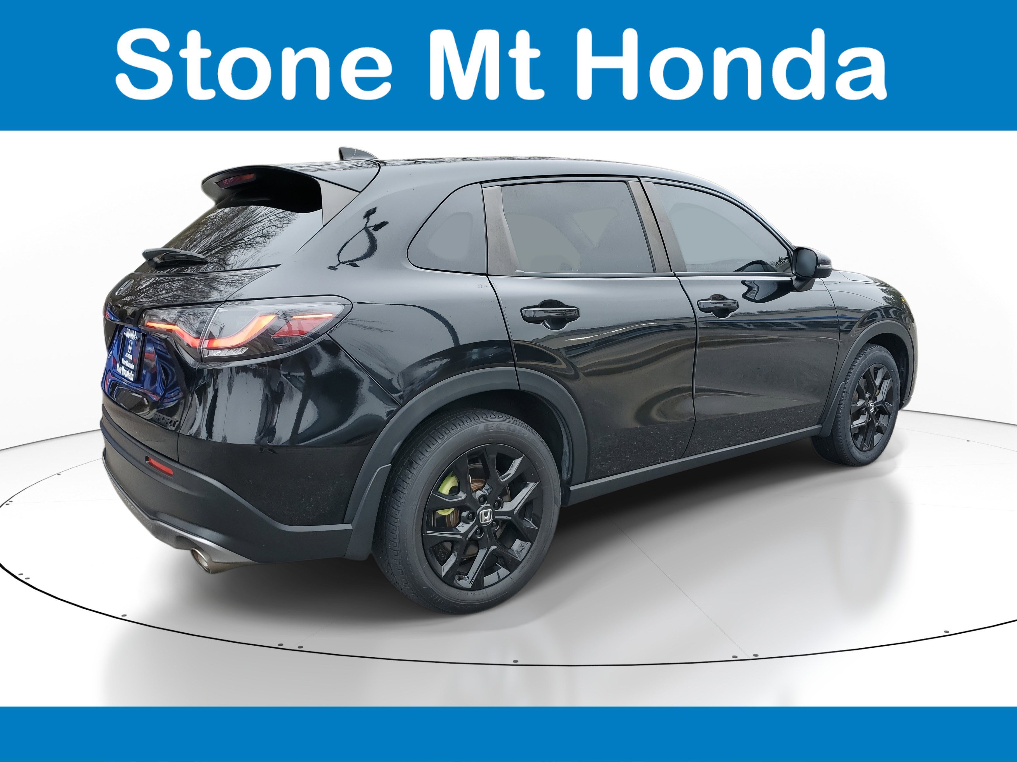 Used 2023 Honda HR-V Sport image 6