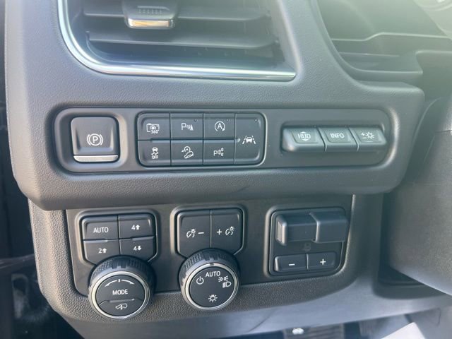 Used 2024 Chevrolet Tahoe High Country w/ Advanced Technology Package image 19
