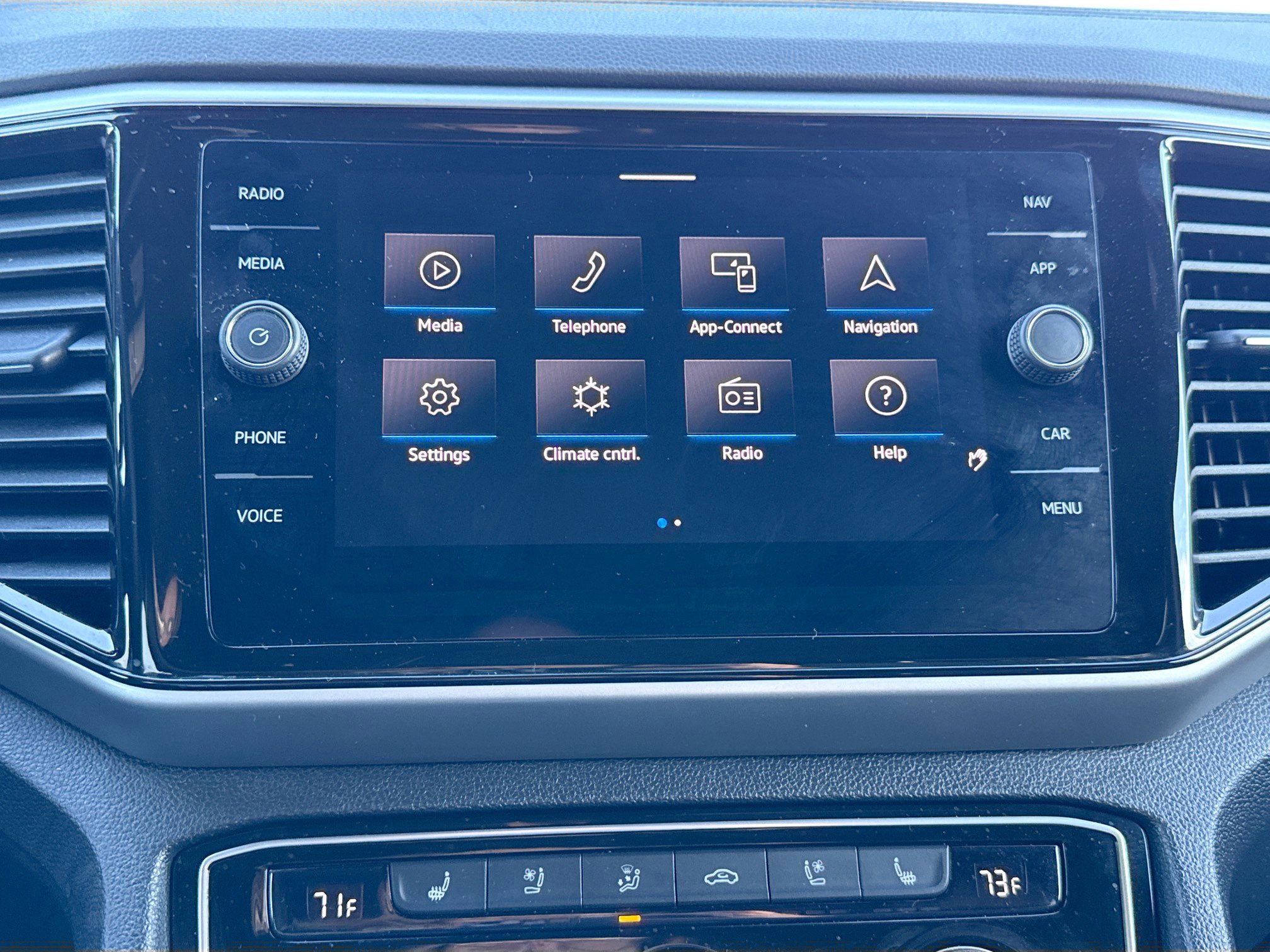 Used 2023 Volkswagen Atlas Cross Sport SEL Premium R-Line image 30