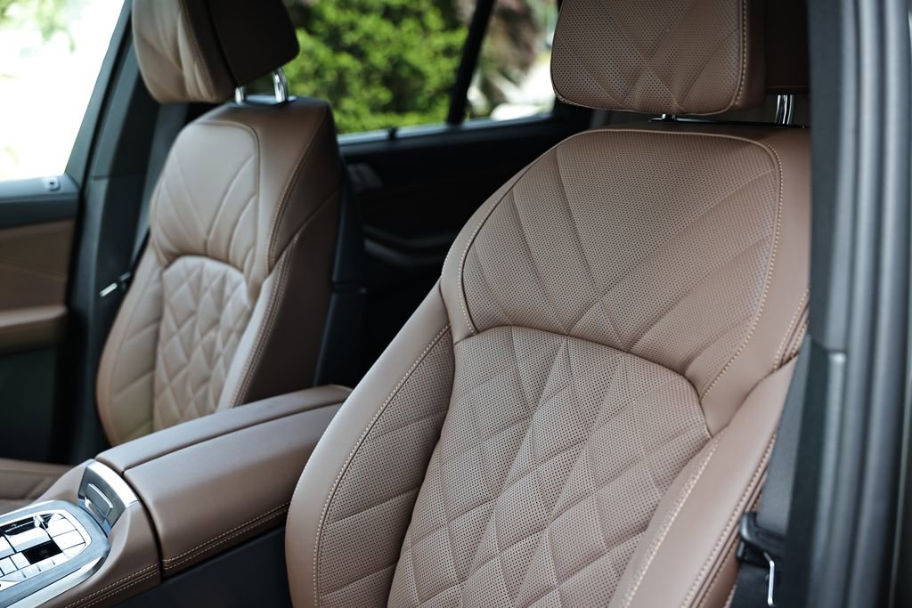 New 2026 BMW X5 xDrive50e w/ Executive Package image 20