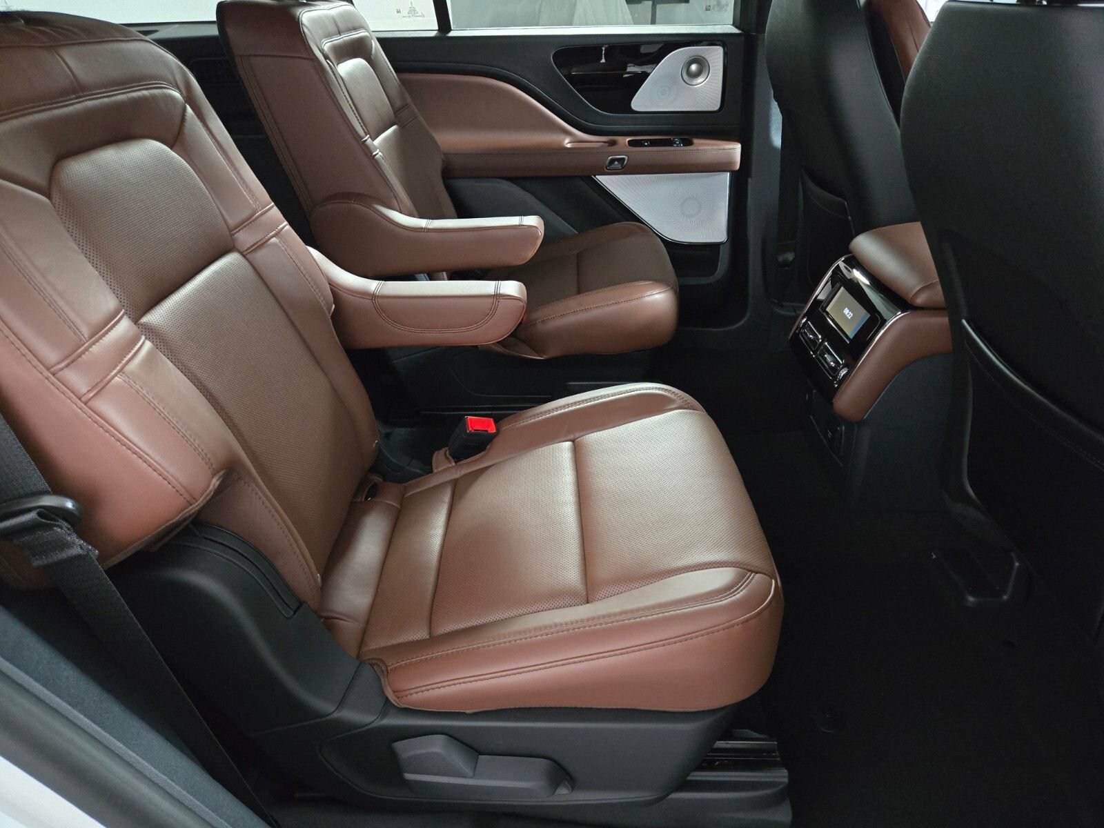 New 2026 Lincoln Aviator Reserve AWD/4WD image 20