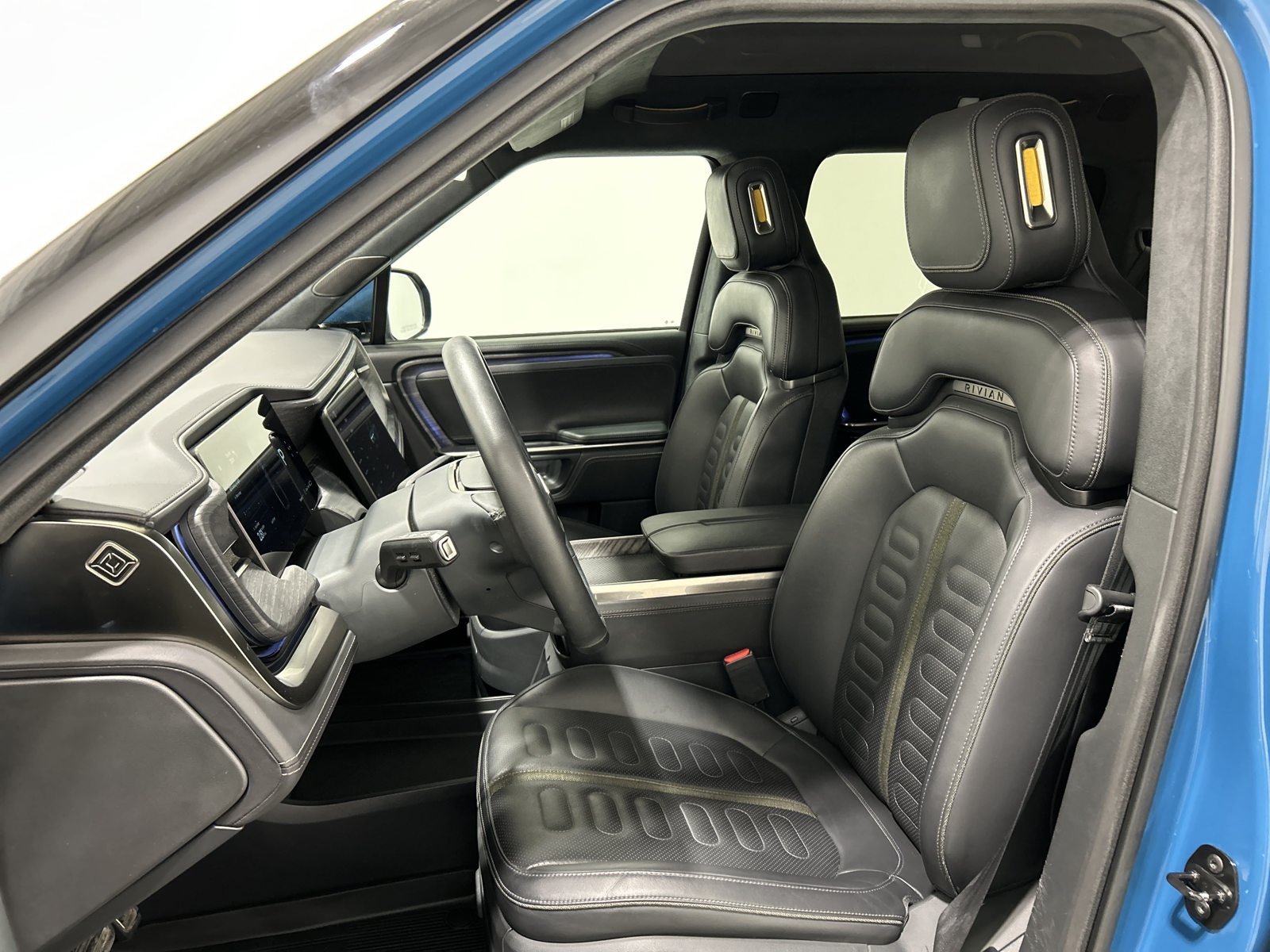 Used 2023 Rivian R1T Launch Edition AWD/4WD image 20