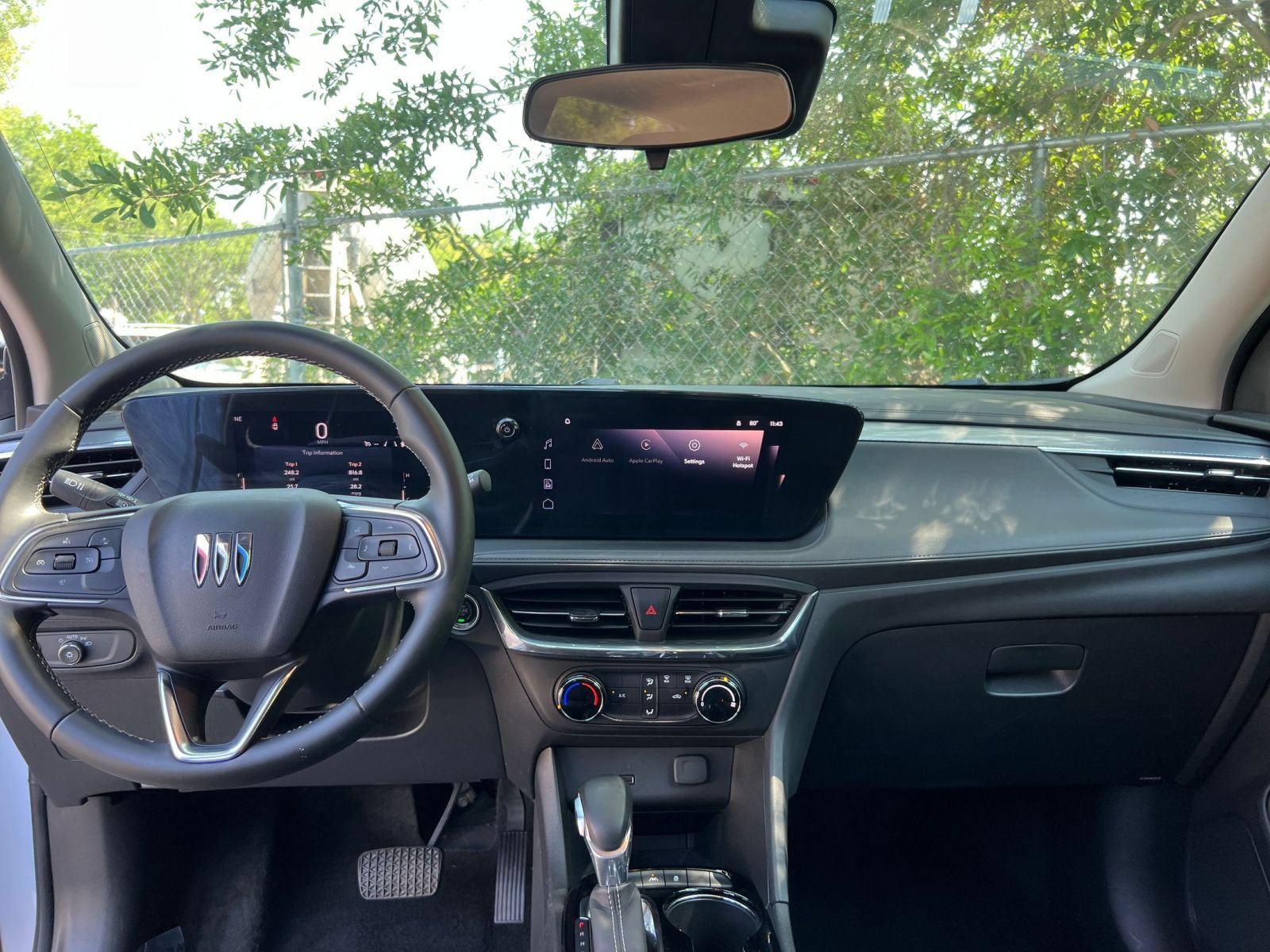 Used 2025 Buick Encore GX Preferred FWD image 29