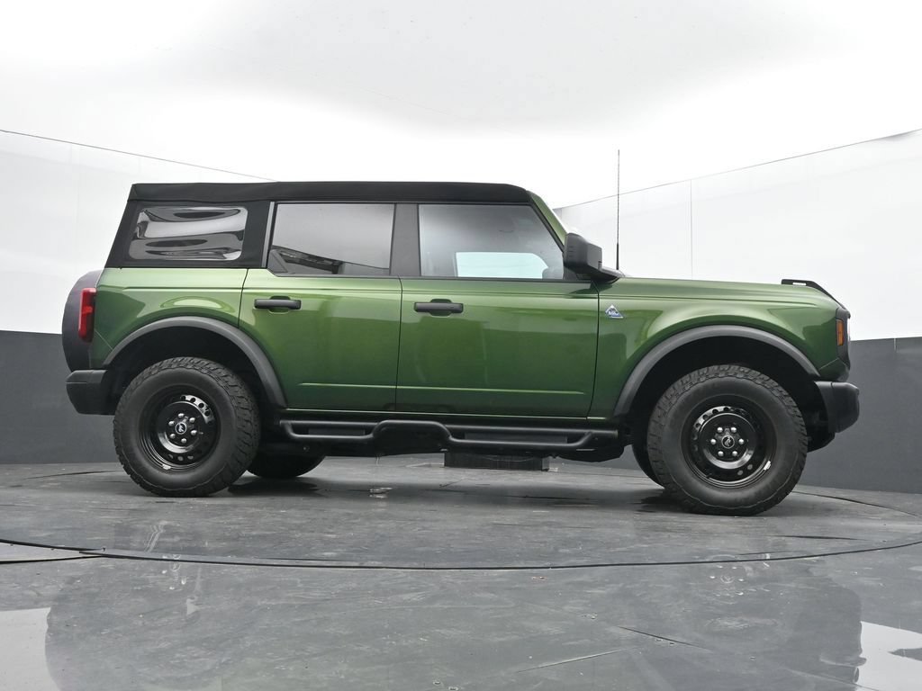 Used 2023 Ford Bronco Black Diamond AWD/4WD image 24