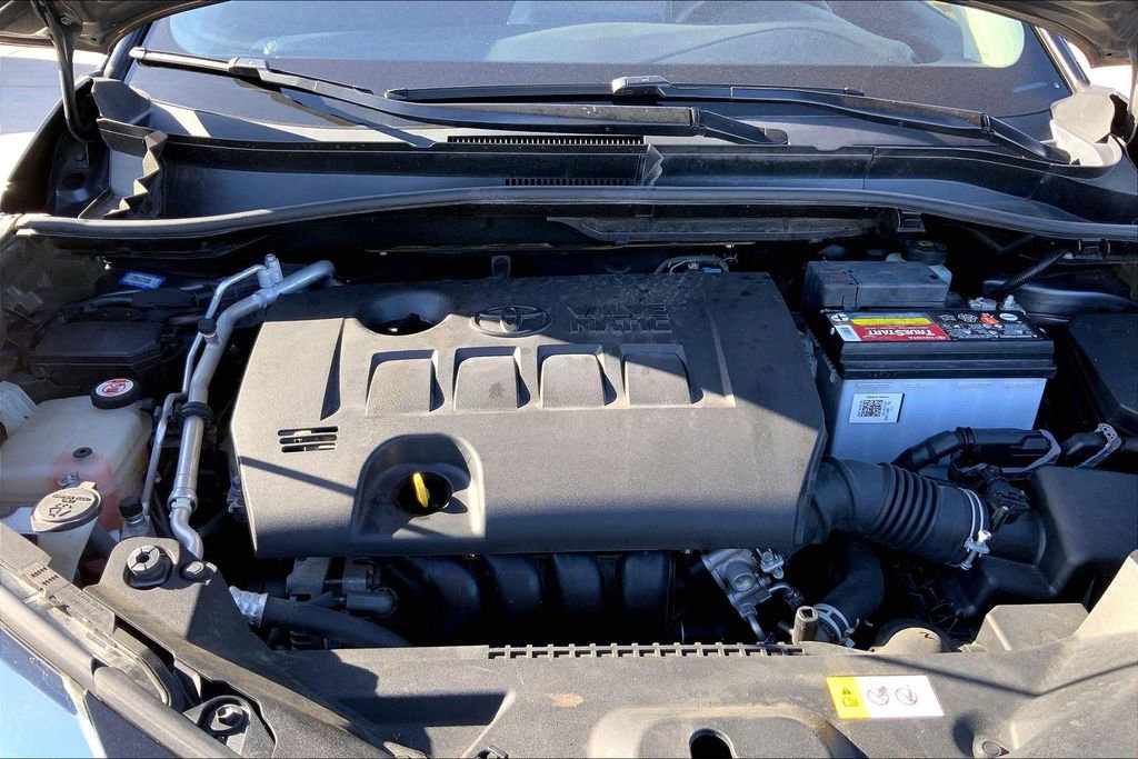 Used 2020 Toyota C-HR LE image 10