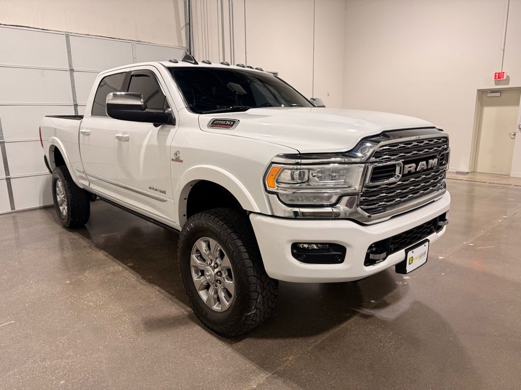 Used 2022 RAM 2500 Limited w/ Towing Technology Group image 2