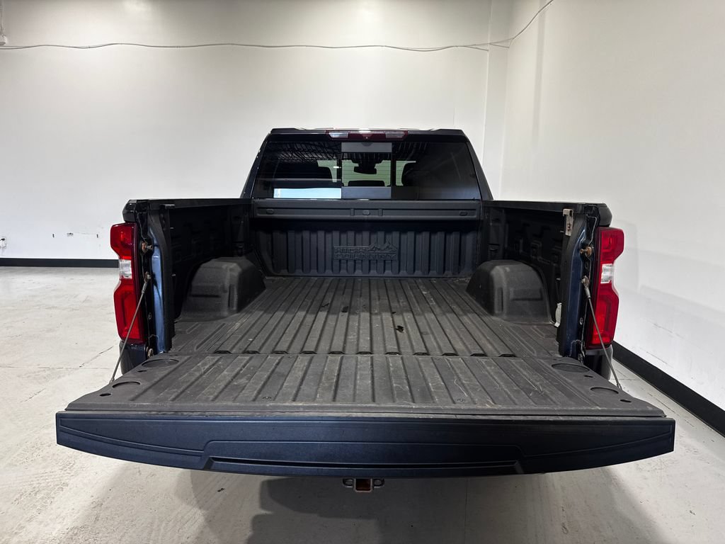 Used 2022 Chevrolet Silverado 1500 High Country w/ Z71 Off-Road Package AWD/4WD image 27