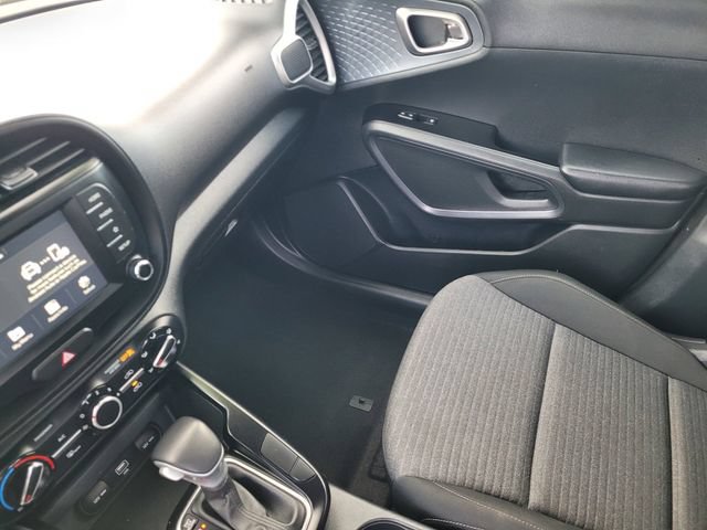 Used 2021 Kia Soul GT-Line FWD image 13