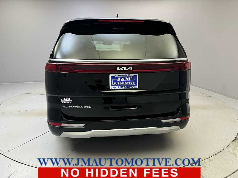 Used 2022 Kia Carnival EX FWD image 4