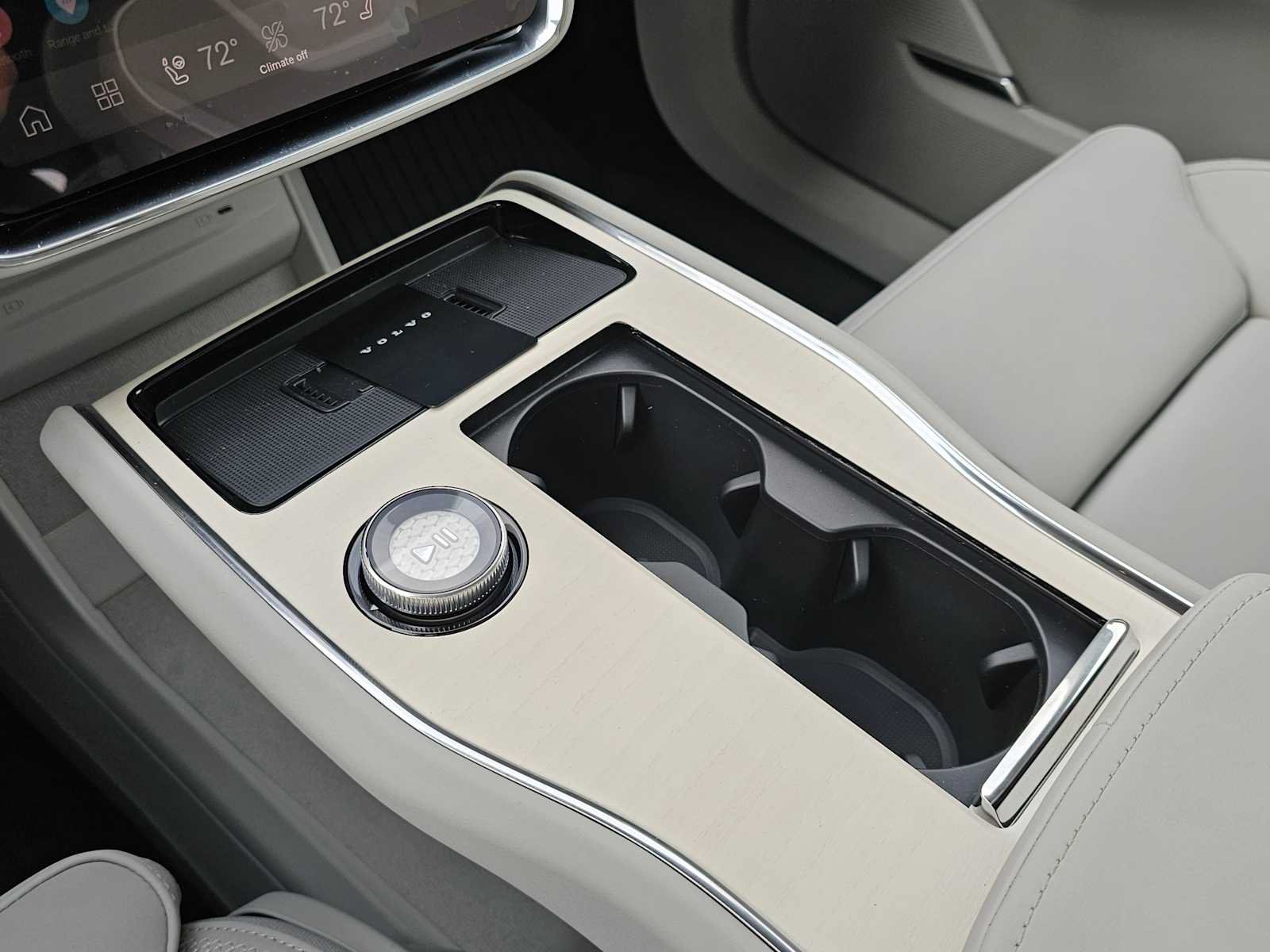 New 2025 Volvo EX90 Ultra w/ Protection Package Premier AWD/4WD image 25