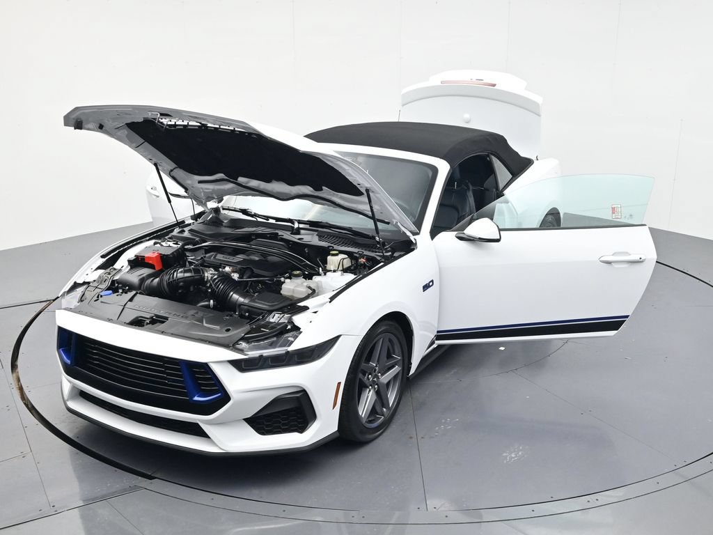 Used 2025 Ford Mustang GT Premium RWD image 46