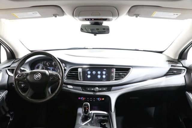 Used 2019 Buick Enclave Essence image 12