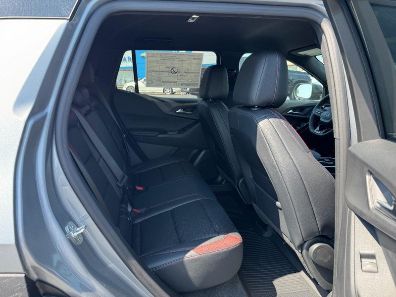 New 2027 Chevrolet Equinox RS w/ LPO, Floor Liner Package AWD/4WD image 23