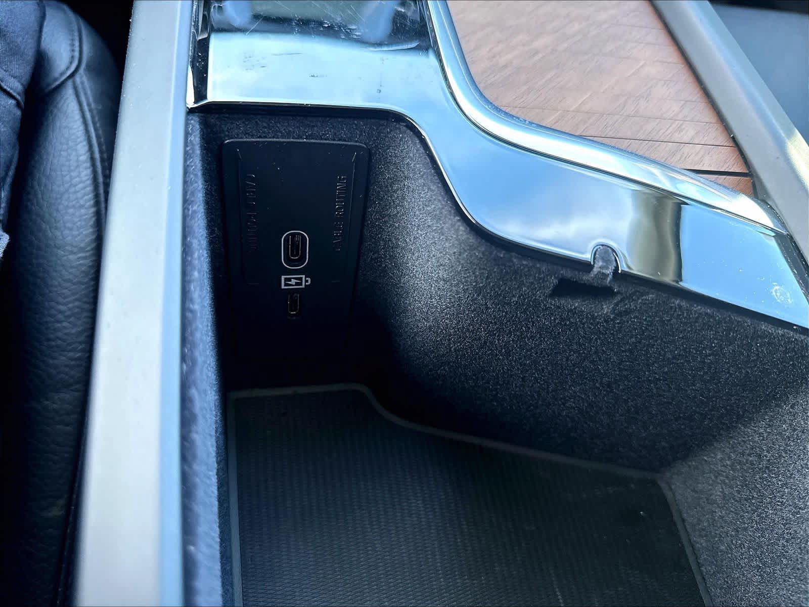 Used 2023 Volvo XC90 T8 Plus w/ Protection Package AWD/4WD image 38