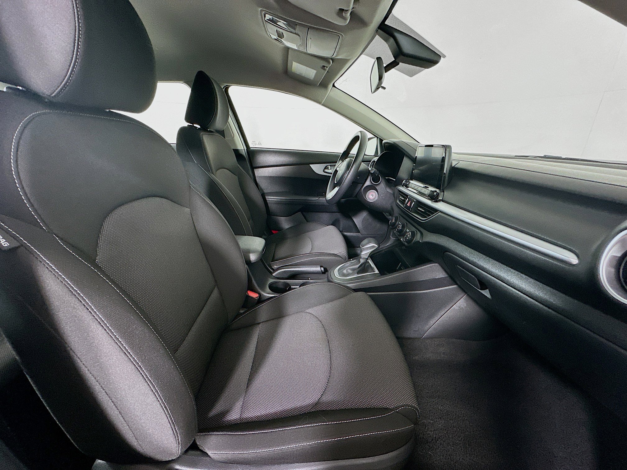 Used 2024 Kia Forte LXS image 29