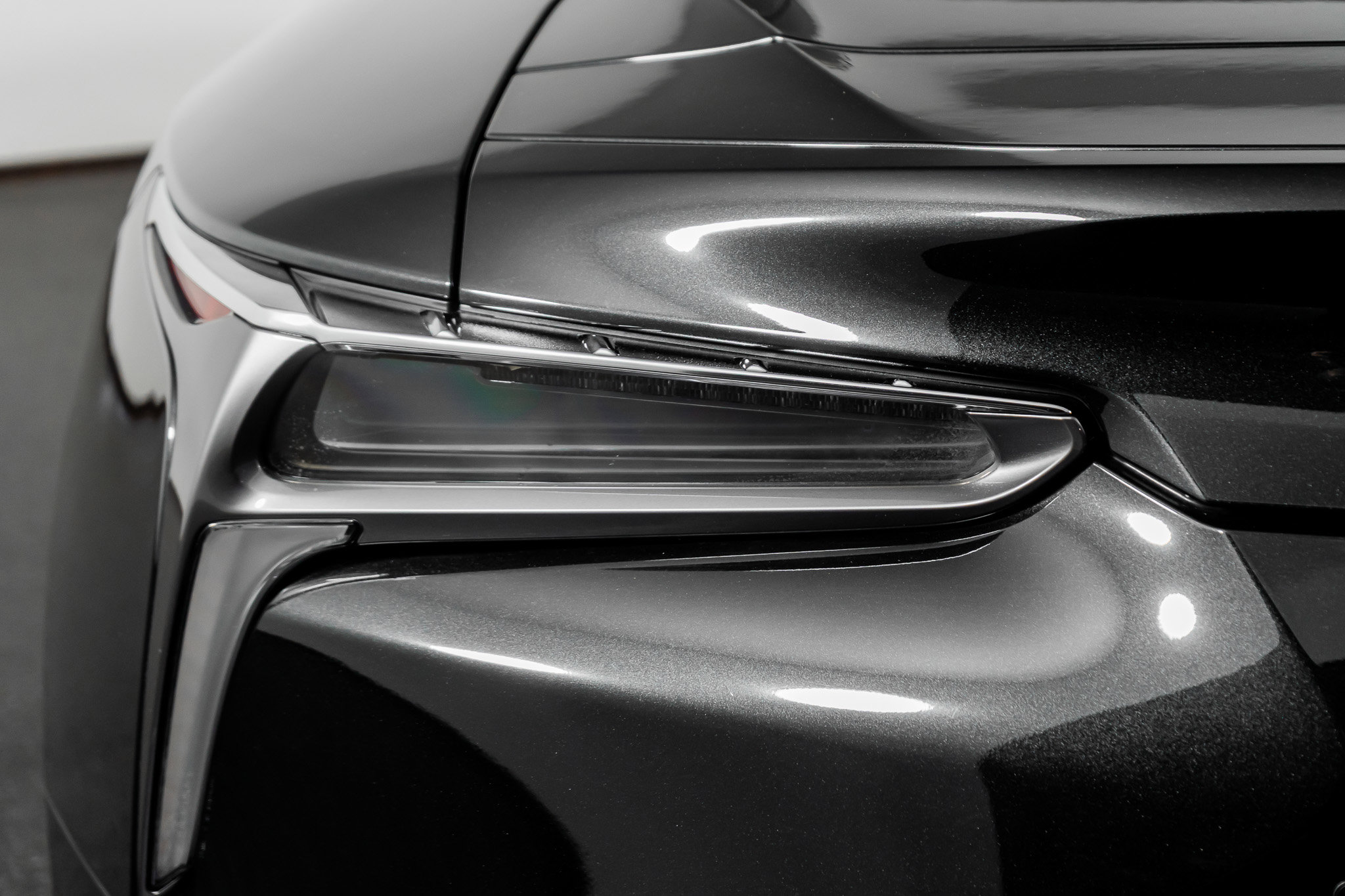 Used 2018 Lexus LC 500 Coupe image 12