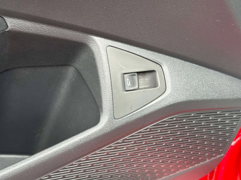 Used 2025 Volkswagen Jetta Sport image 17