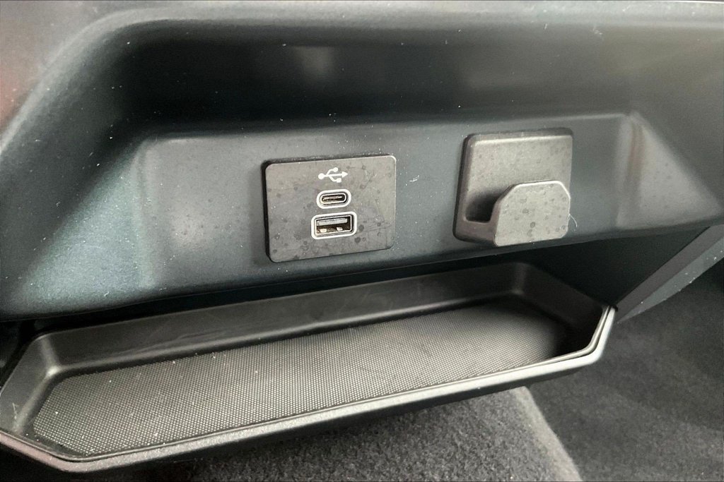 Certified 2025 Ford F150 XLT AWD/4WD image 17