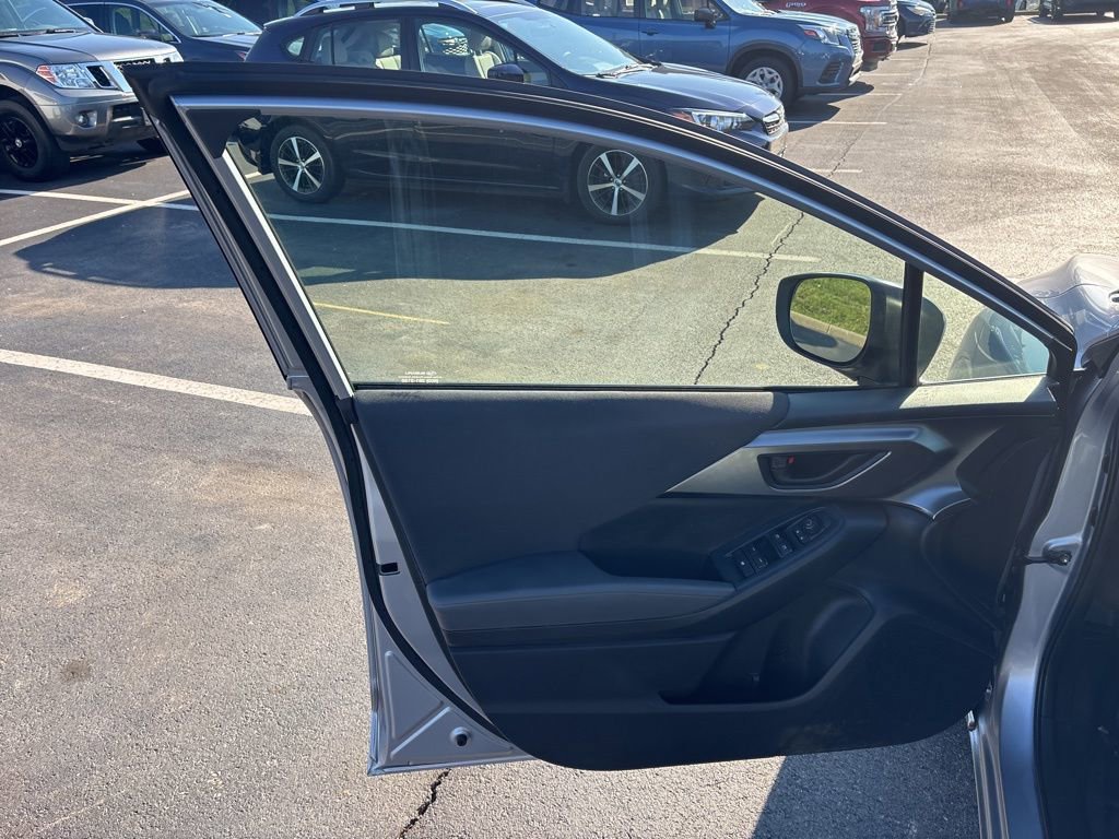 Certified 2024 Subaru Impreza 2.0i image 18