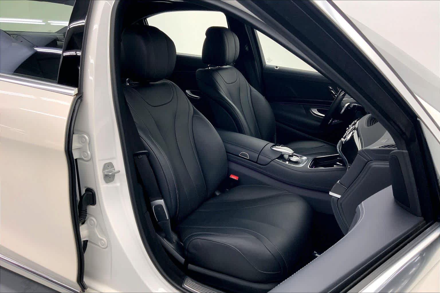 Used 2017 Mercedes-Benz S 550 Sedan image 11