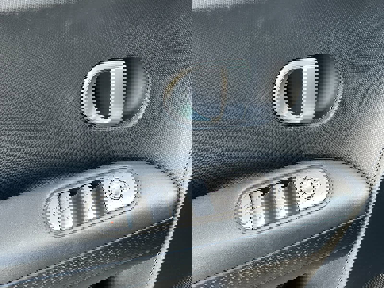 Used 2023 Hyundai Ioniq 5 SE w/ Cargo Package image 13