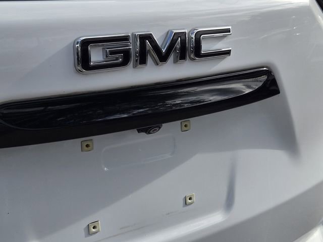 Used 2023 GMC Terrain SLE w/ Driver Convenience Package FWD image 9