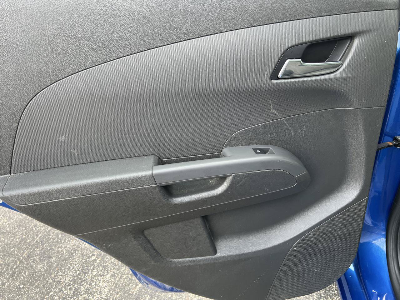 Used 2017 Chevrolet Sonic LT FWD image 22