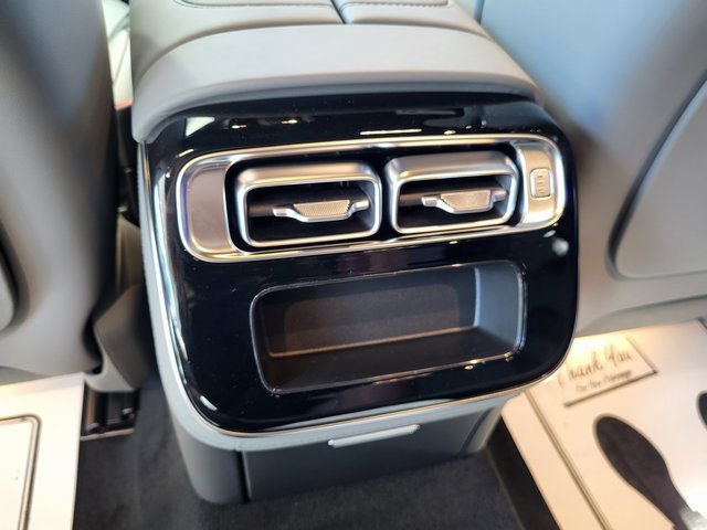 New 2026 Mercedes-Benz S 580 4MATIC Sedan image 17