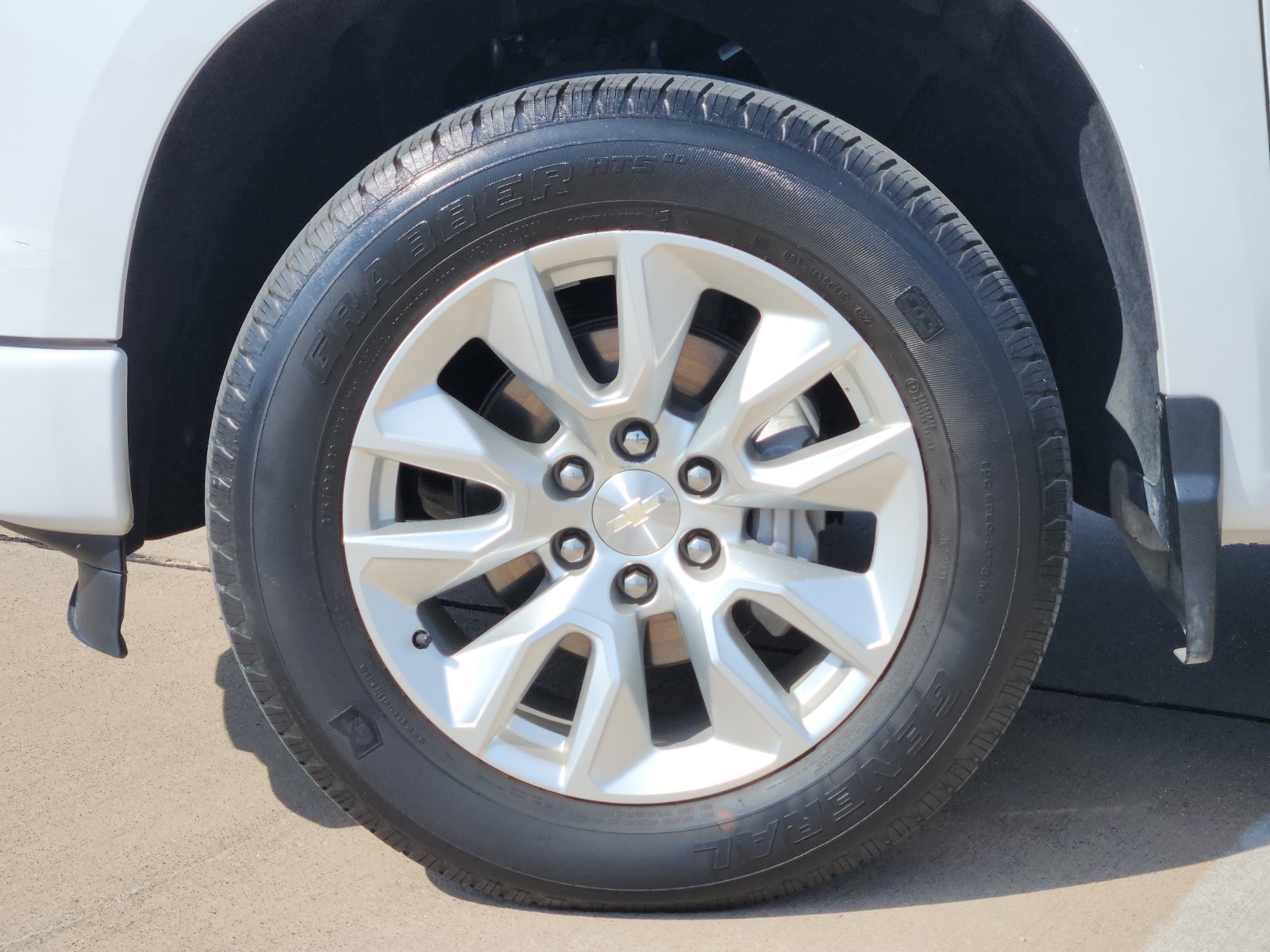 Used 2023 Chevrolet Silverado 1500 Custom RWD image 11