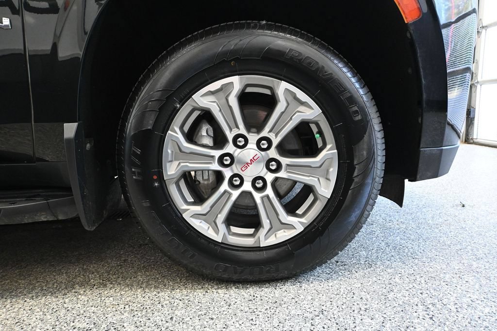 Used 2021 GMC Yukon SLE AWD/4WD image 12
