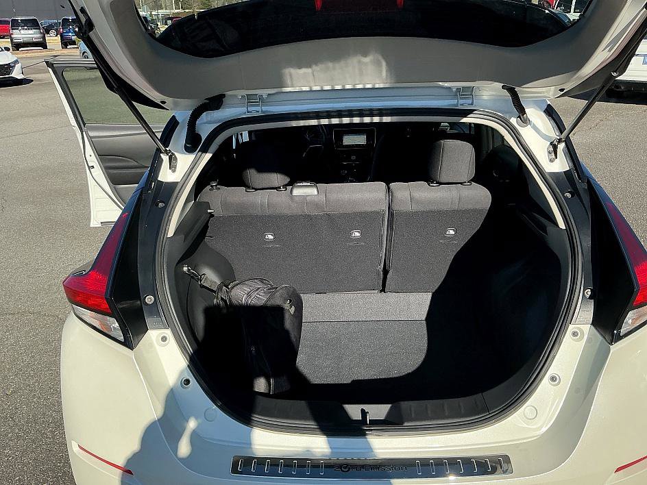 Used 2019 Nissan Leaf SV w/ SV Technology Package image 25