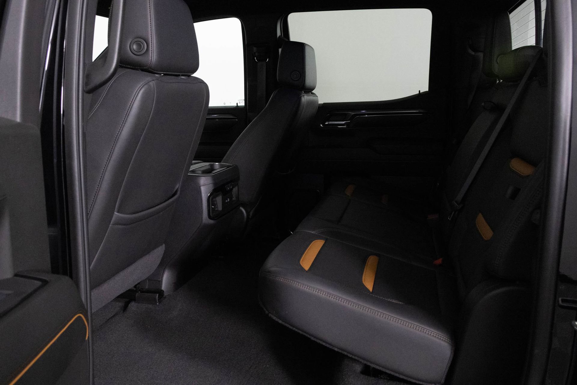 Certified 2024 GMC Sierra 1500 AT4 w/ Technology Package image 33