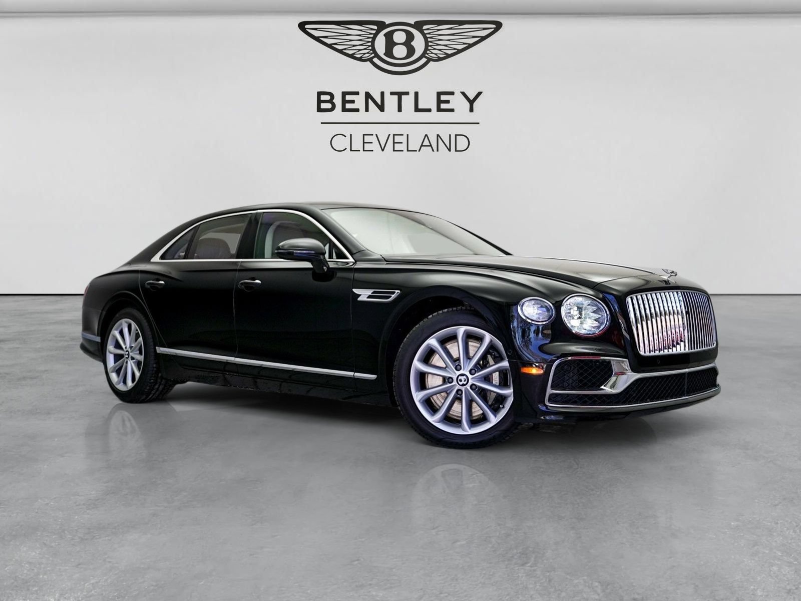 Used 2023 Bentley Flying Spur V8