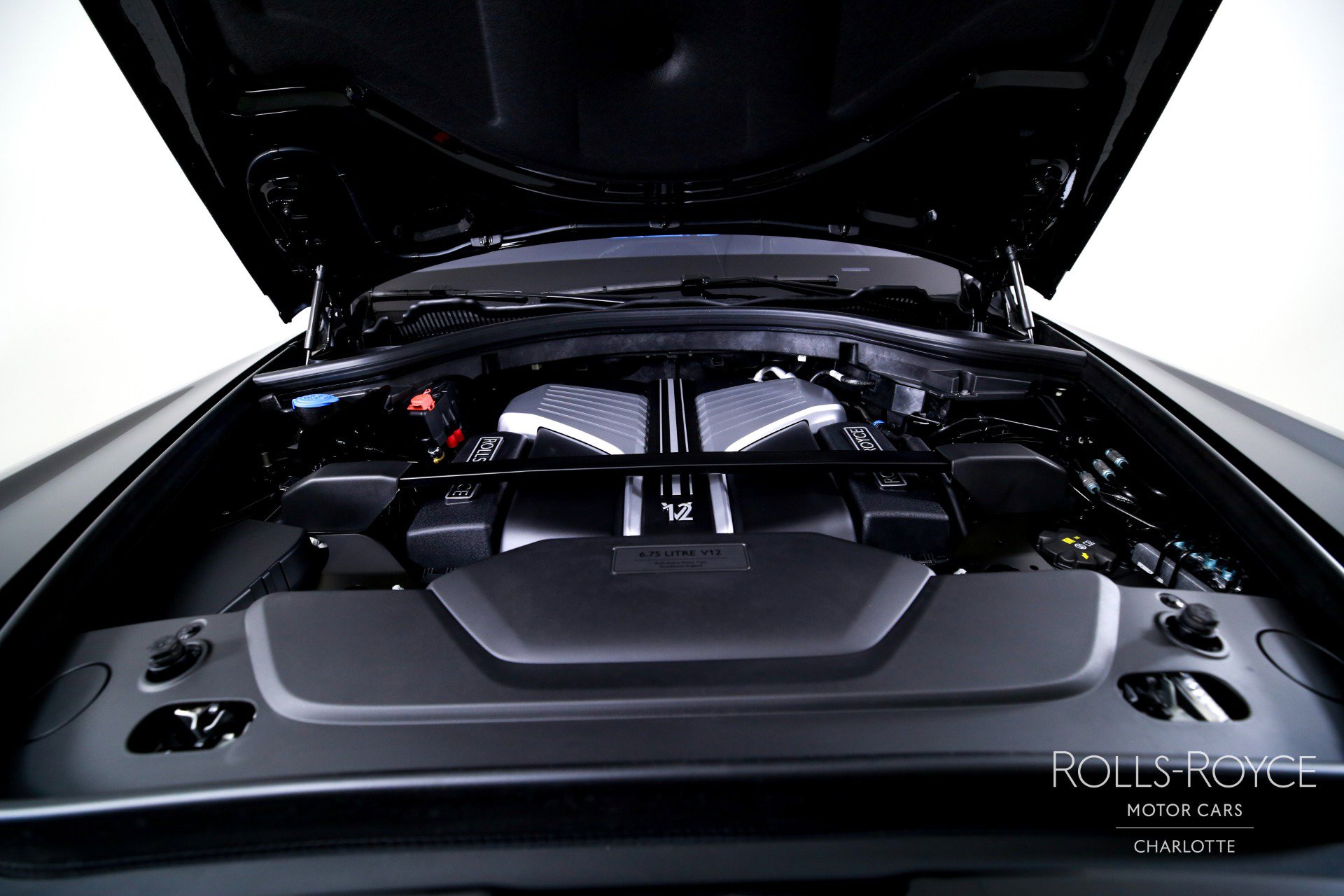 New 2026 Rolls-Royce Cullinan image 40