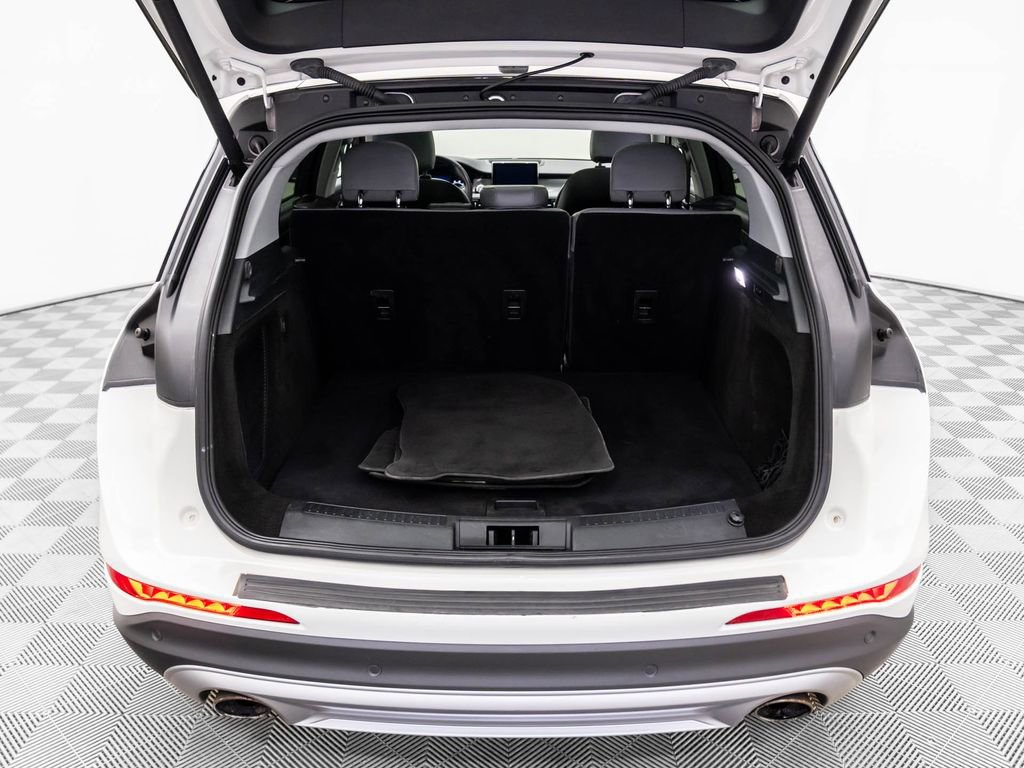 Used 2021 Lincoln Corsair Standard w/ Premium Package image 27