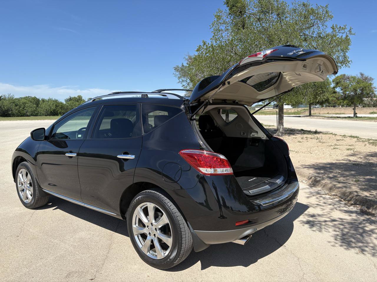 Used 2012 Nissan Murano LE w/ Platinum Pkg FWD image 41