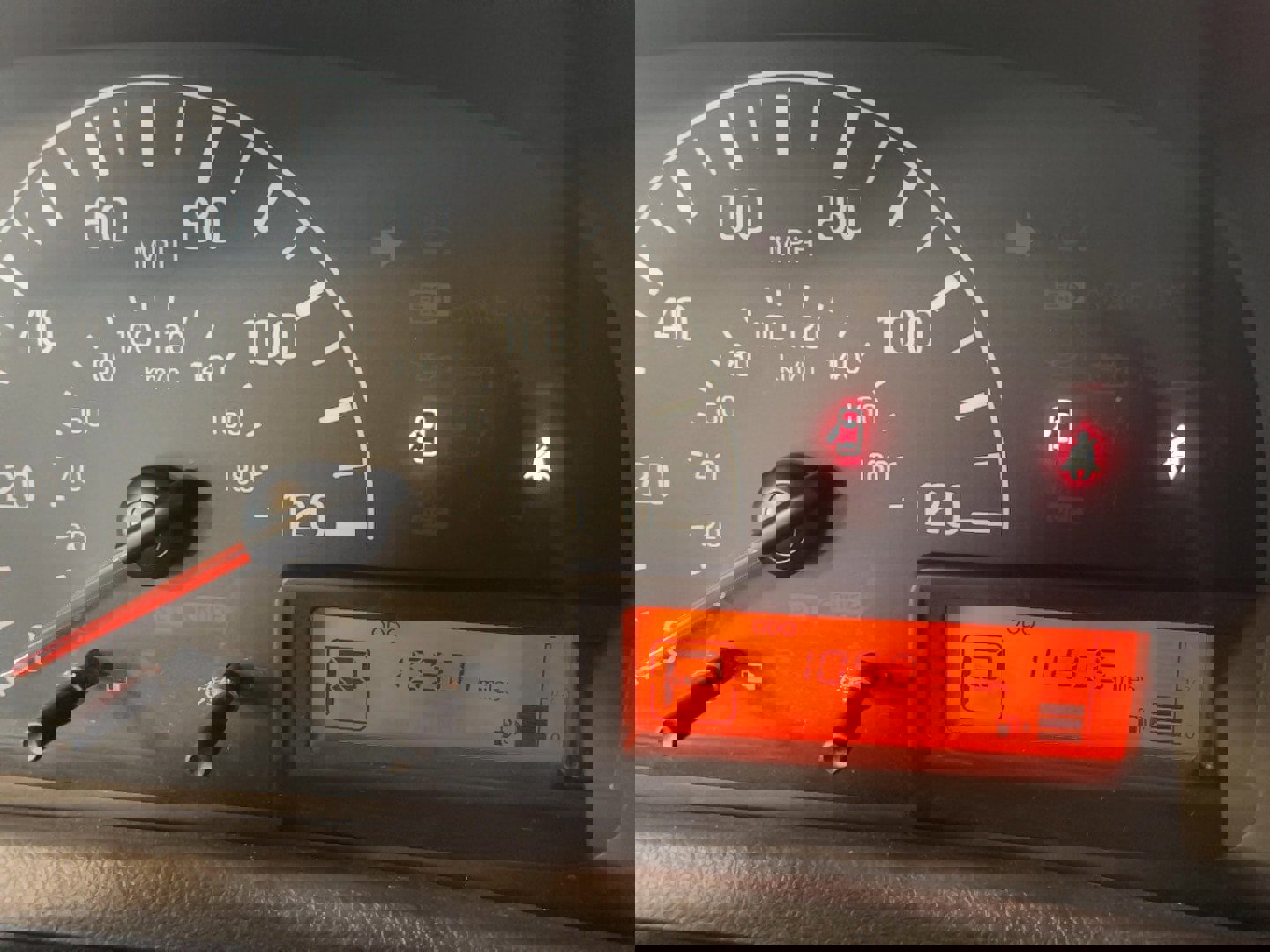 Used 2021 Nissan NV200 S image 11